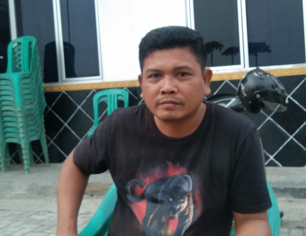 Kades Mulyajaya Endang,A.Md Akan Gerudug Bulog Jika Beras Yang Di Bagikan Dengan Kwalitas Jelek