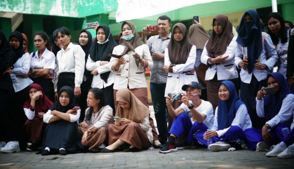 Peringati Sumpah Pemuda Perguruan Tinggi Se-Makasar “Membangun Pemuda Pemudi yang Kreatif Inspiratif dan Berprestasi”