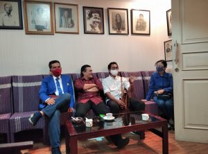 Pendidikan Covid 19 Atau Covid 19 Dalam Pendidikan