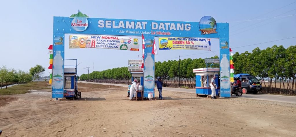 PIHAK PENGELOLA WISATA PANTAI PAKIS DISINYALIR  KANGKANGI ATURAN PEMERINTAH