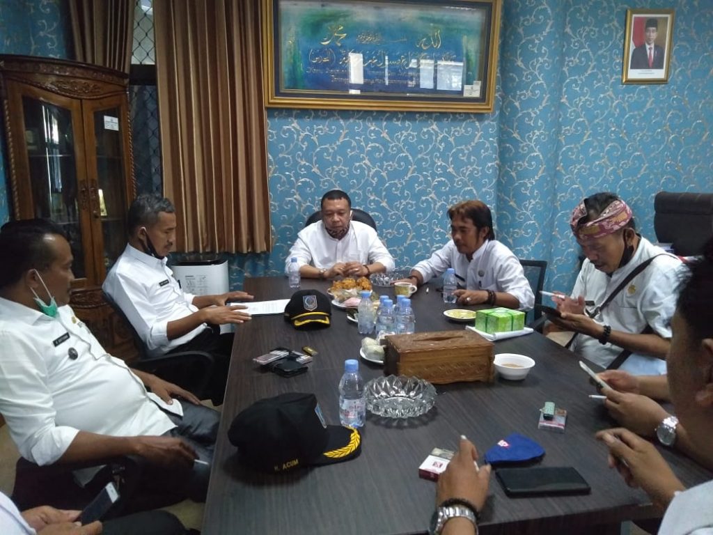 Ketua DPRD Terima Kunjungan APDESI Karawang