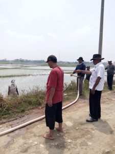 Para Juragan Tani Desa Kemiri Giat Kalagumarang