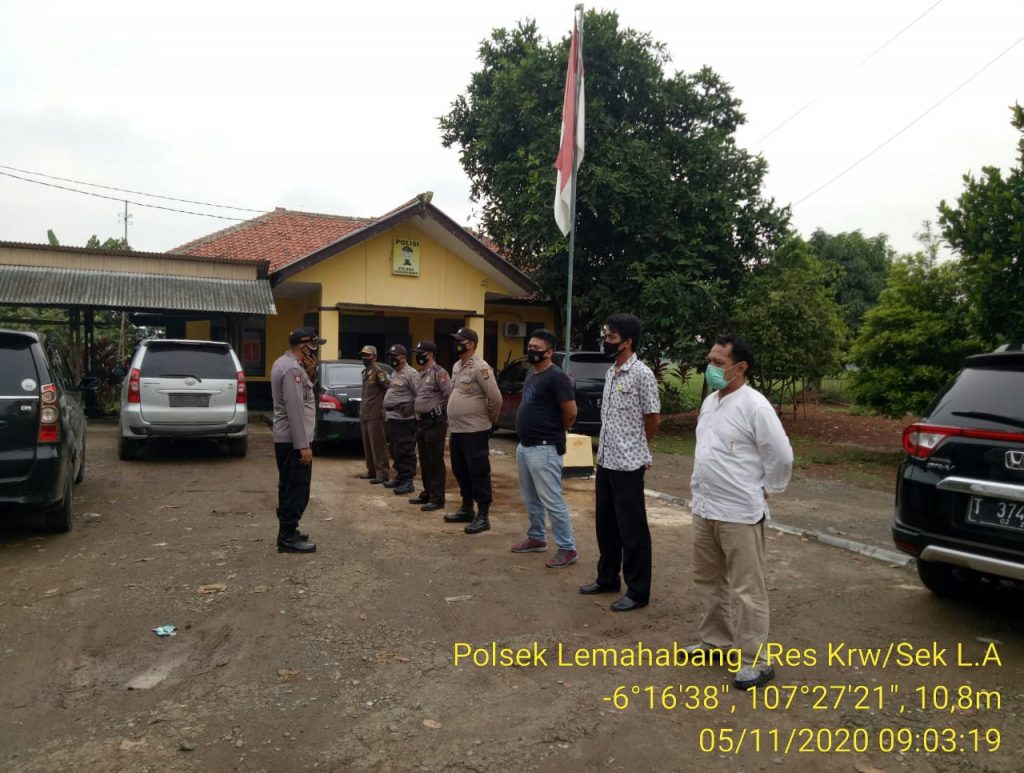 Operasi Yustisi terus di gelar untuk menekan penyebaran copid-19 di depan mapolsek Lemahabang