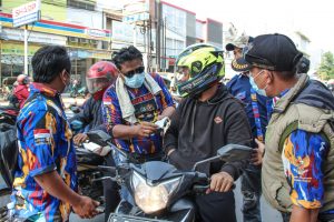 DPP Laskar NKRI Bagikan Ribuan Masker