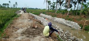 BPK Agar Segera Kroscek Pekerjaan Long Storage Di Cikalong Yang Di Duga Kerjaanya Asal Jadi