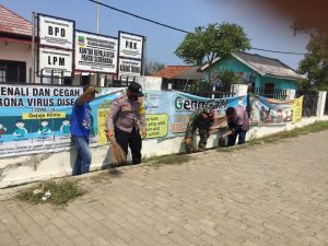 PEMDES PANTAI SEDERHANA BERSAMA BABINSA KORAMIL 03/CB MELAKSANAKAN JUMAT BERSIH