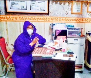 12 PEGAWAI PUSKESMAS PEDES TERKONFIRMASI COVID-19