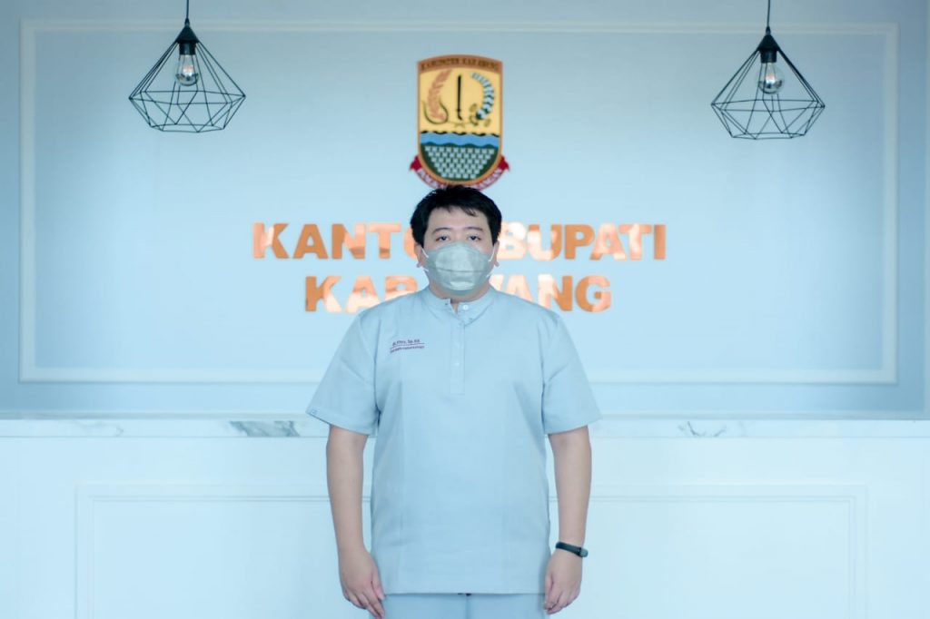 dr. Fitra Hergyana Sp.KK : Kasus Terkonfirmasi Virus Corona Di Kabupaten Karawang Tembus 8.057