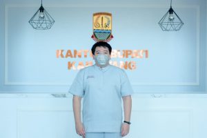 dr. Fitra Hergyana Sp.KK : Kasus Terkonfirmasi Virus Corona Di Kabupaten Karawang Tembus 8.057