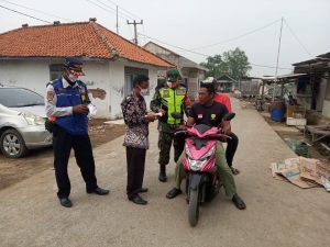 BERSAMA GUGUS TUGAS, BABINSA KORAMIL 03/CABANGBUNGIN GELAR OPERASI YUSTISI