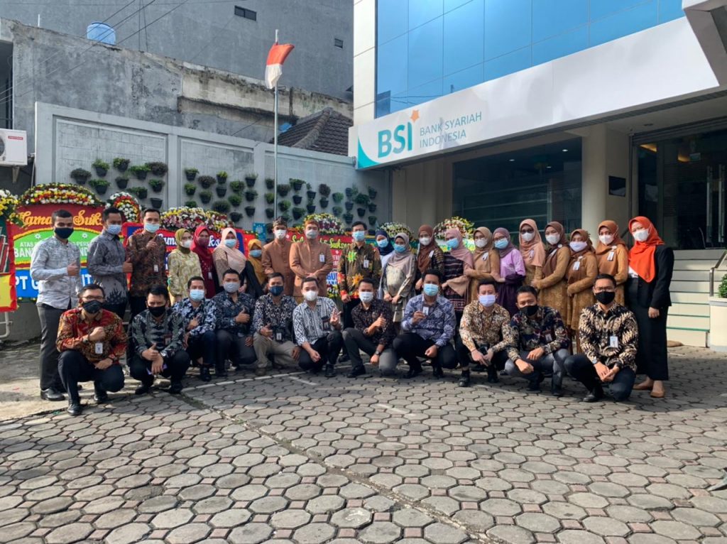 Tiga Bank Syariah BUMN Resmi Merger Menjadi Bank Syariah Indonesia (BSI)