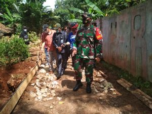 DANDIM RUTIN PANTAU KEGIATAN TMMD KE-110 KODIM 0509/KAB.BEKASI