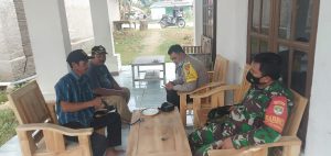 BABINSA BERSAMA BHABINKAMTIBMAS MELAKSANAKAN KOMSOS DENGAN WARGA BINAAN