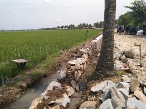 Di Duga Pekerjaan PISEW DI Kalen Kalong Sumberjaya Dan Tanjungjaya Tidak Sesuai Juknis