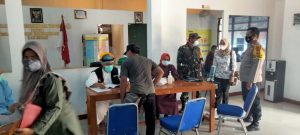 UPTD PUSKESMAS SUKATENANG GELAR VAKSINASI SINOVAC TAHAP KE 2 UNTUK LANSIA