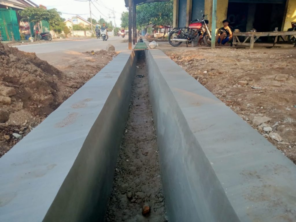 CV HARAPAN JAYA ABADI LAYAK ACUNGKAN JEMPOL DALAM PEKERJAAN DREANASE DI DUSUN ASTINA RAWA GEMPOL WETAN