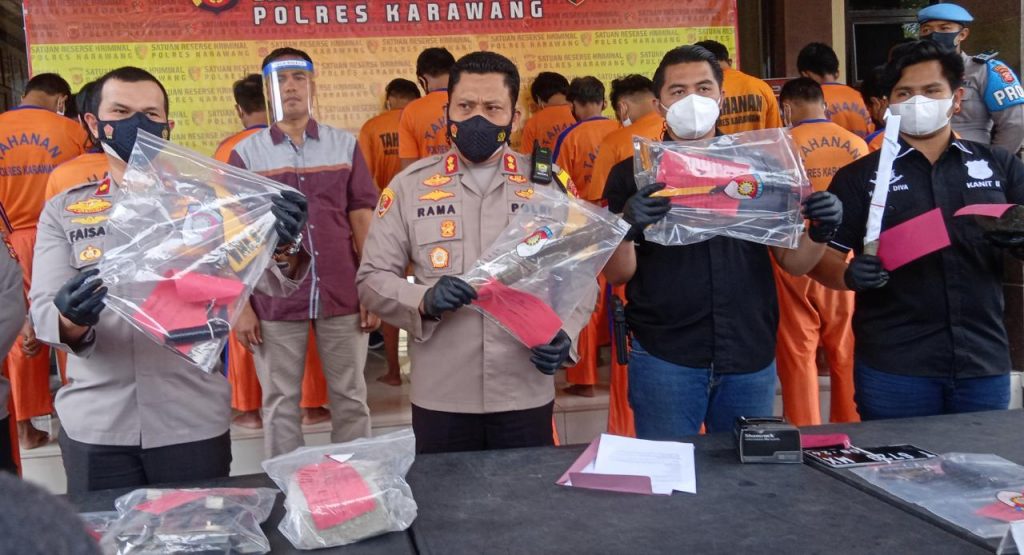 POLRES KARAWANG GELAR OPRASI LIBAS LODAYA 2021 BERHASIL UNGKAP 10 KASUS