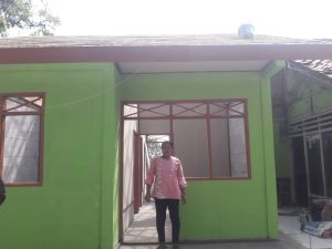 Ibu Inah Penerima Bantuan Rumah Layak Huni di Desa Pulojaya Bersyukur Sudah Di Bangun