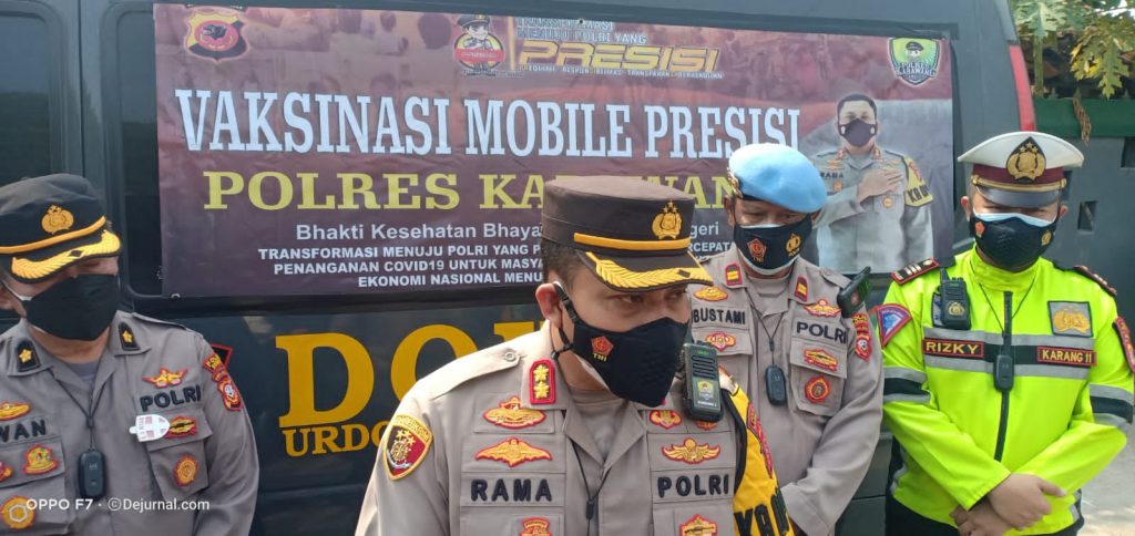 Giat Polres Karawng Lanjutkan Vaksinsi Presisi Dan Berika Paket Sembako Masa PPKM Darurat covid-19
