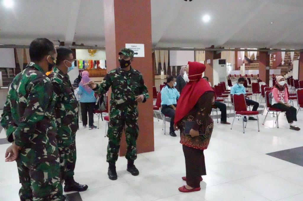 Jelang Hari Jadinya Yang Ke-60, Korem 071/Wijayakusuma Lakukan Serbuan Vaksinasi di Unsoed  Purwokerto