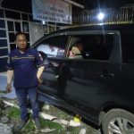 Mobil Terparkir Di Sebelah Seretariat Karang Taruna Di Bobol Maling
