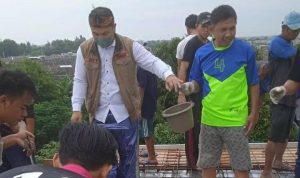 Camat Karawang Timur Hj.Eli Laeli S.Sos Apresiasi Kegiatan Gotong Royong Di Kelurahan Palawad