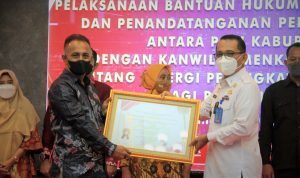 Setiap Warga Negara Berhak Atas Perlindungan Dan Bantuan hukum, Tanpa Terkecuali