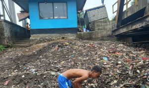 PEMUDA TUNARUNGU PENGGIAT KEBERSIHAN