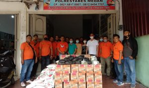 Sambut Ramadhan, Ketua Pewarta Bersama Pengusaha Bagi 450 Paket Sembako kepada Wartawan dan Masyarakat Kurang Mampu
