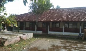 SDN BOLANG 2 MEMBUTUHKAN PERBAIKAN REHABILITASI DARI PEMERINTAH