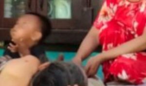 Diduga setelah divaksin warga dusun buer mengalami kelumpuhan 