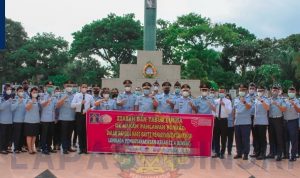 Lapas Binjai Kanwil Kemenkumham Sumut Upacara Tabur Bunga HBP ke 58 di TMP Syuhada