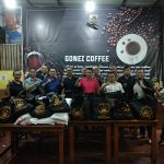 Pengurus Yayasan UISU Memberikan Tali Asih kepada Keluarga Pendiri