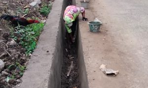 Pemerintah Desa Bersama Warga Sambut Baik Adanya Pembangunan Turap Saluran Di Dusun Cikangkung