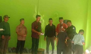 PRIORITAS KEGIATAN KOMUNITAS KAGOK EDAN BERSAMA YAYASAN MUSTIKA HAYAT GELAR SANTUNAN YATIM PIATU DI MESJID ZAMI AL-MUNAWAROH