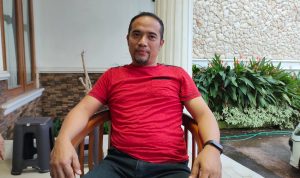 BANGUNAN BERKEDOK KOS-KOSAN DISINYALIR DIJADIKAN TEMPAT MESUM, DIPROTES WARGA