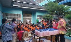 Rutan 1 Medan Kanwil Kumham Sumut Bagikan Sabun Cair Hasil Produksi Sendiri Kepada Warga Binaan