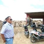 Tinjau Lokasi Proyek Pembangunan Breakwater, Bupati Nanang Tampung Aspirasi Nelayan Terkait Pembangunan Tambatan Perahu di TPI Desa Way Muli Timur.