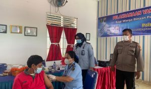 Hari ke 2 Kunjungan Tatap Muka, Rutan Perempuan Medan Kanwil Kemenkumham Sumut Gelar Vaksinasi