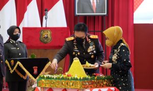 Kapolda Riau Pada Puncak Hari Bhayangkara : Polisi Harus Bisa Menjadi Sahabat Masyarakat.