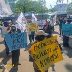 Tuntut Pemkot Bekasi Bebas Dari Praktik KKN, FPHI Gelar Aksi Demo Di Depan Kantor Pemkot Bekasi
