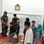 Doa Bersama Anak Yatim/Piatu Di Desa Babakan Loa, Dandim 0421/LS : Saya Harap Kegiatan Ini Dapat Menumbuhkan Rasa Persatuan.