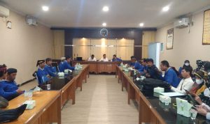 DPPKB Karawang Adakan Pertemuan Dengan Para Seniman Peduli Kependudukan