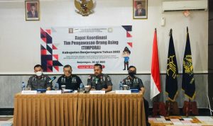 Imigrasi Cilacap Rakor Timpora, Tukar Informasi sebagai Wujud Kolaborasi dalam Penanganan Permasalahan Orang Asing