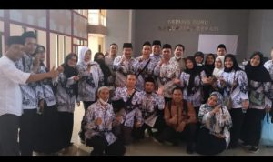 FPHI AKAN LAPORKAN PENGURUS PGRI KABUPATEN BEKASI, ATAS UNDANGAN KEPADA GTK NON ASN, DAN ACARA YANG DIGELAR PADA SAAT KBM