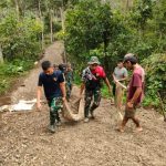 “Satgas TMMD-114 Kodim 421/LS Tumbuhkan Semangat Tolong Menolong dan Bergotong Royong”.