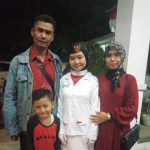 Sudarto Pedagang Bakso Keliling Merasa Bangga Putrinya Jadi Paskibra Kecamatan Tegalwaru Kabupaten Karawang