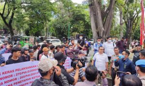 Massa JPKP Demo PN Medan, Berantas Mafia Perkara di Jalan Kuda