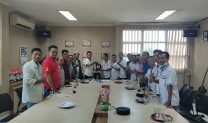 Sambutan Hangat KPU Kabupaten Karawang atas Kehadiran Pemantau Demokrasi Pelita Sayap Putih (PDPSP)
