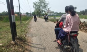 Pemdes Srikamuliyan Dan Warga Minta Pemerintah Perbaiki Jalan Rusak Yang Bertahun Tahun